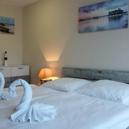 - Riverboat 53 - Louisa Willa *