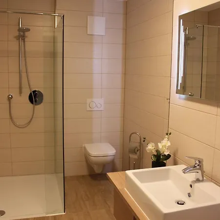 - Riverboat 53 - Louisa Villa Sellin (Rugen)